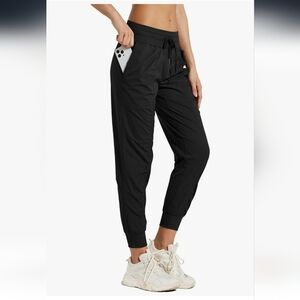 Willit Women's Studio Joggers, Size 8